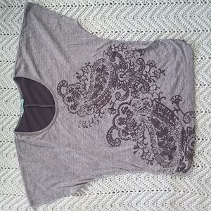 Short sleeve brown top Maurices medium